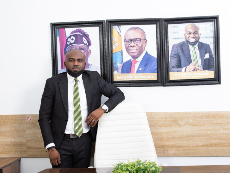 Read more about the article 5 Ways Dr. Smith Ezenagu Stays Ahead in a Crowded Market